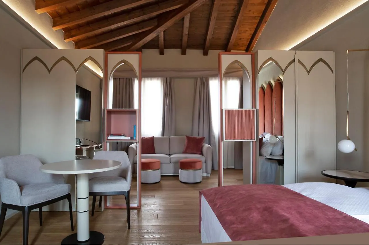 ***** Guest house Relais Balcone Di Giulietta Hotel Verona Italy