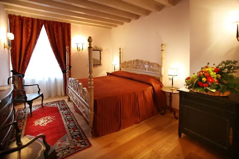 Relais Balcone Di Giulietta Hotel Verona 5*,  Italy