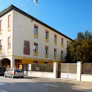 ** Inn Centro Della Famiglia Italia